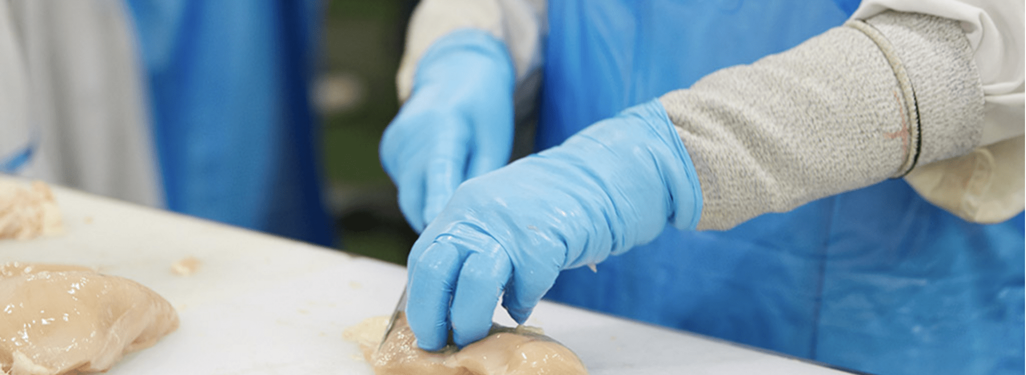 ひとつひとつが、プロの手作業です。