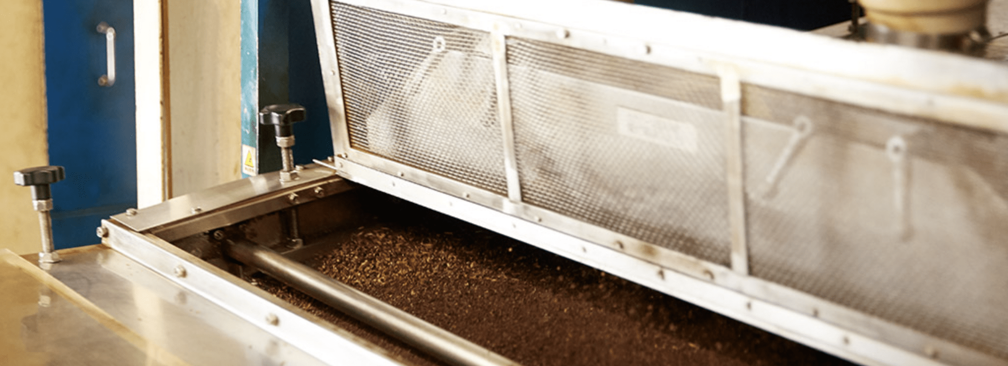 おいしさの秘訣は、豆の挽き方にあります。