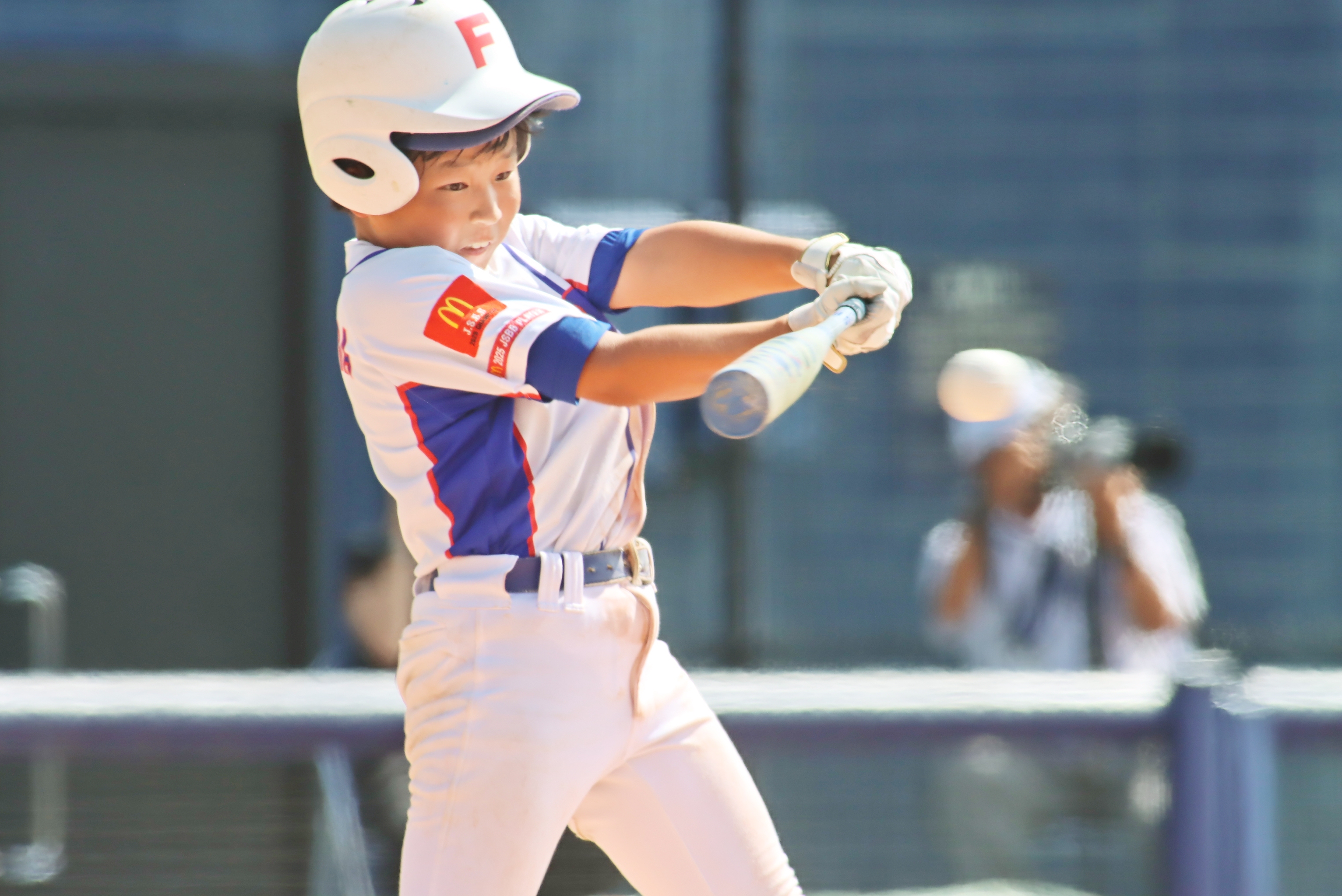 全力プレーで勝利を目指します。