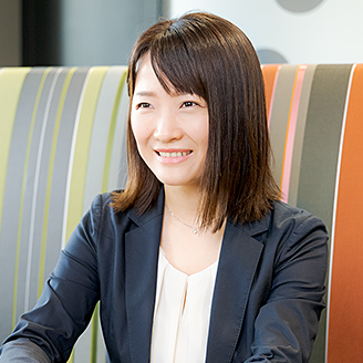 直営本部　東日本営業部　オペレーションマネージャー 杉本みずき