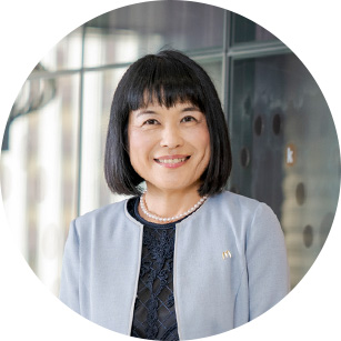 マーケティング本部 上席執行役員 CMO ズナイデン房子